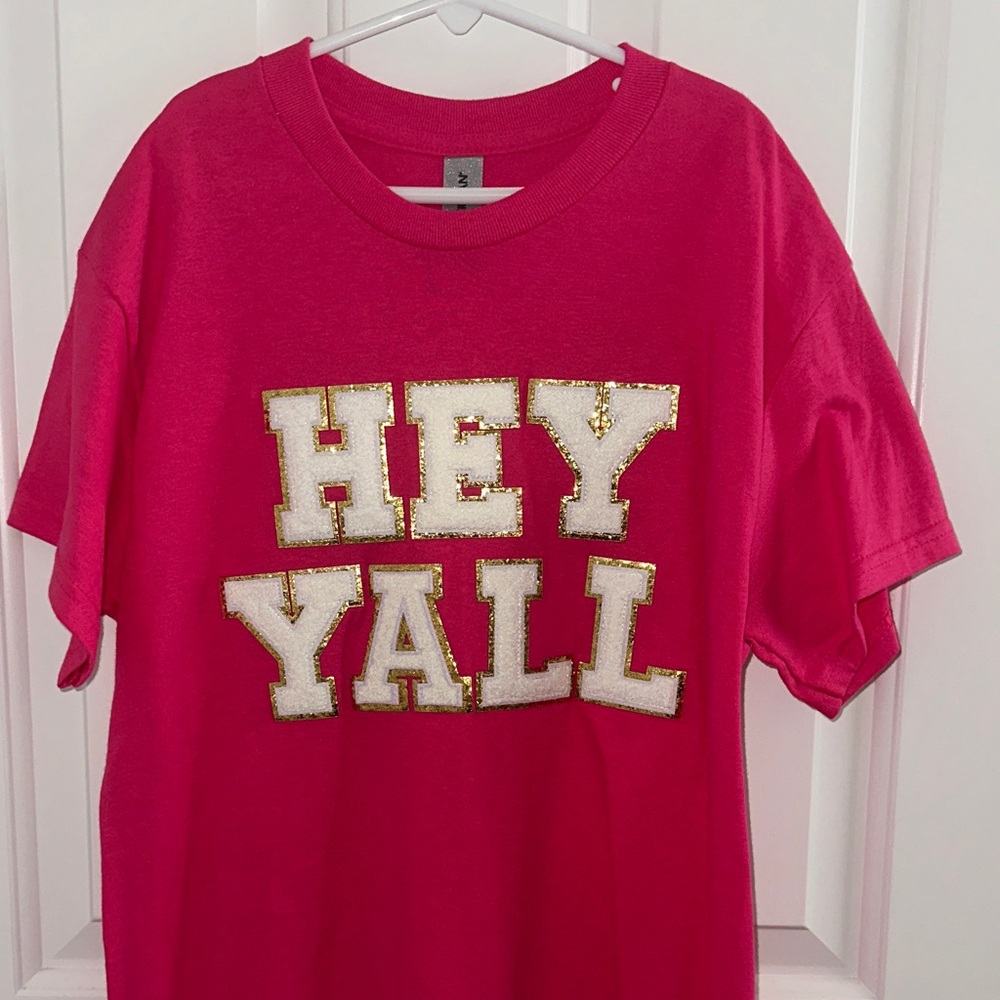 Women’s Shirt with 'HEY Y'ALL' Chenille Design